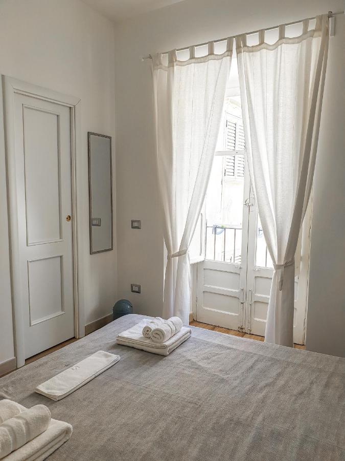 Dafni E Naide Bed & Breakfast Cefalu Bagian luar foto